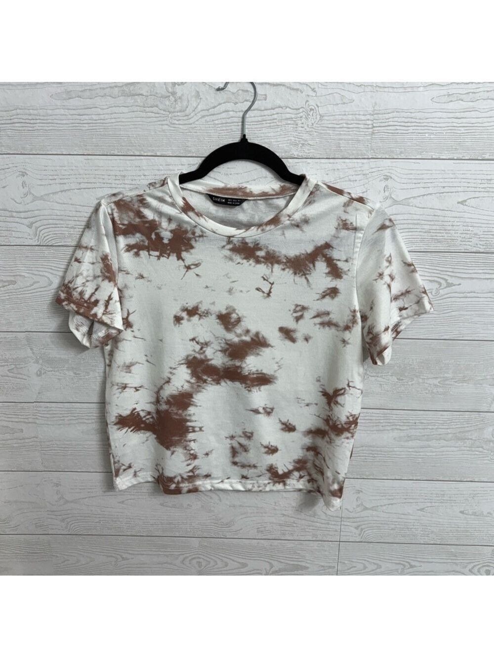 Pair Of Women’s White Cropped Short Sleeve Tee Shirts. Size S - Picture 5 of 6